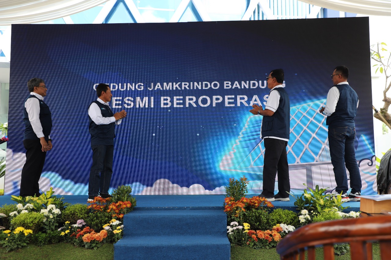 Perkuat Layanan, Jamkrindo Resmikan Gedung Kantor Baru di Bandung